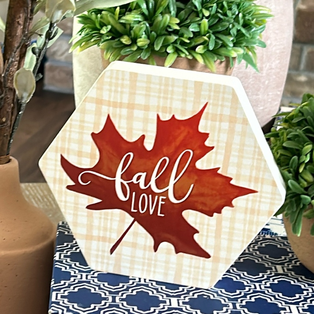 NEW! 🍁 Fall Farmhouse Harvest Plaid Fall Love Autumn Leaf Wood Sign